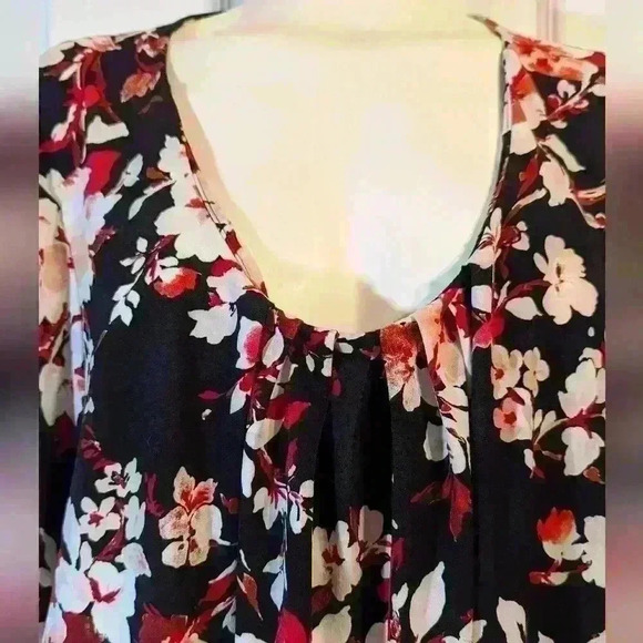 Liz Claiborne Career Woman XXL Frilly Flower  Super Lightweight Long Sleeved Top - Picture 7 of 8